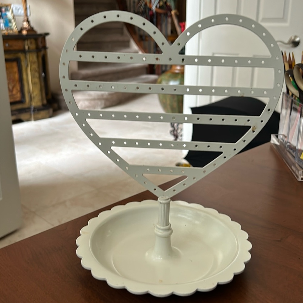 Pottery Barn Teen Heart ❤️ Earring / Jewelry Holder